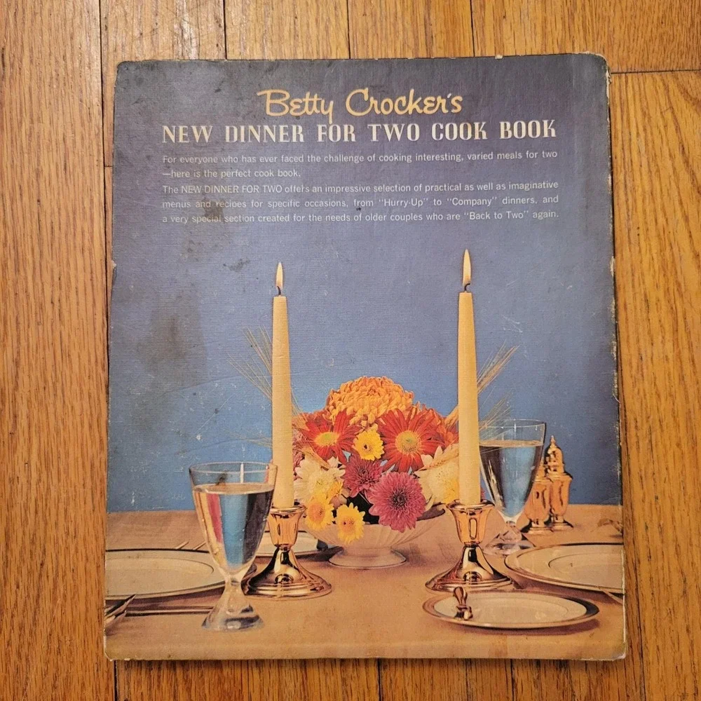 Betty Crocker New Dinner for Two‎ Cook Book 1st Ed Vintage Recipes 1964 Gift